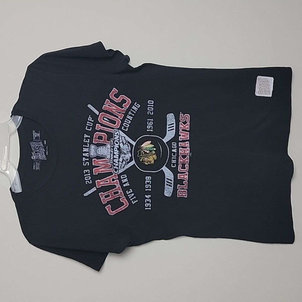Women's Chicago Blackhawks Shirts